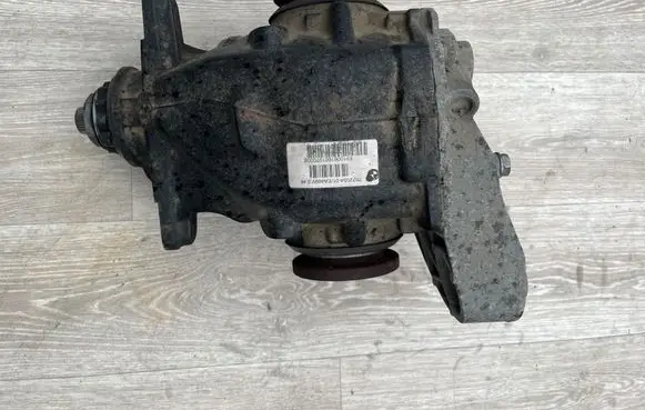 BMW 3 E92 E93 Rear differential 7572054