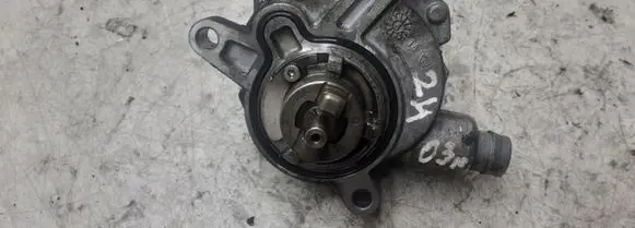 Volvo S60 Vacuum pump 08699237