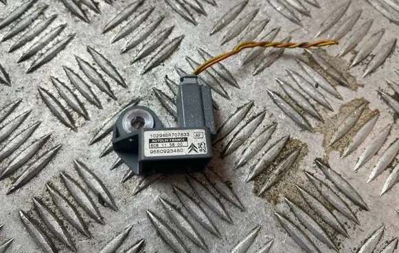 Citroen C3 Airbag deployment crash/impact sensor 9660923480 10294BR707833