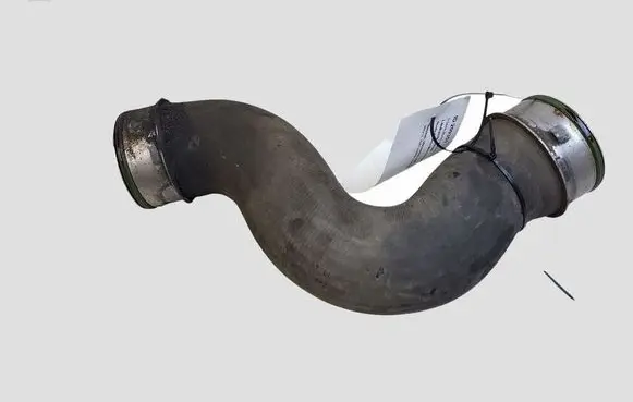 Skoda Octavia Mk2 (1Z) Intercooler hose/pipe