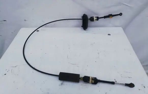 Opel Astra J Gear shift cable linkage