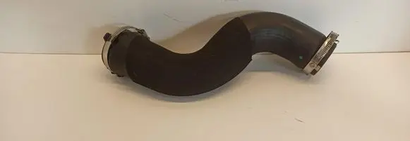 Audi A5 8T 8F Intercooler hose/pipe 8K0145737J
