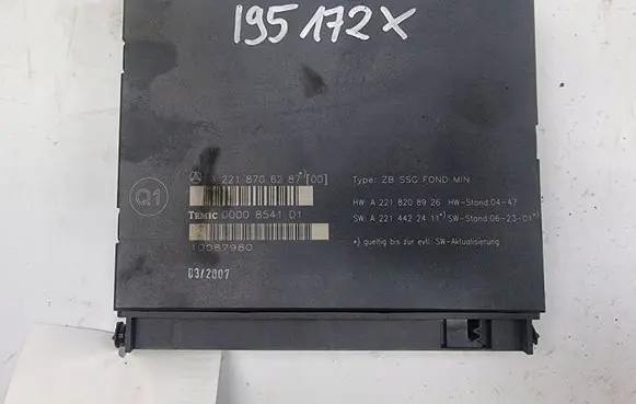 Mercedes-Benz S W221 Seat heating relay A2218706287 FOTELA