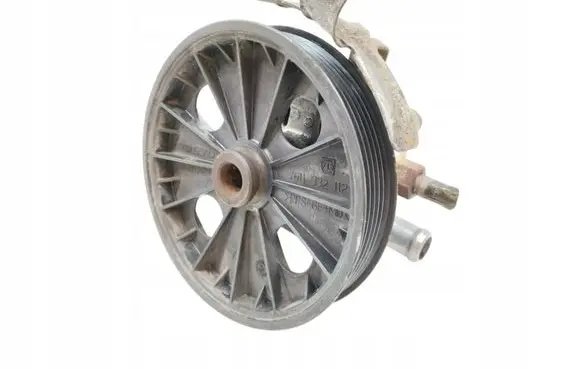 Volvo S60 Power steering pump 9485861