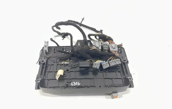 Jaguar XF X250 Front passenger seat console base 7W93F604A06AA
