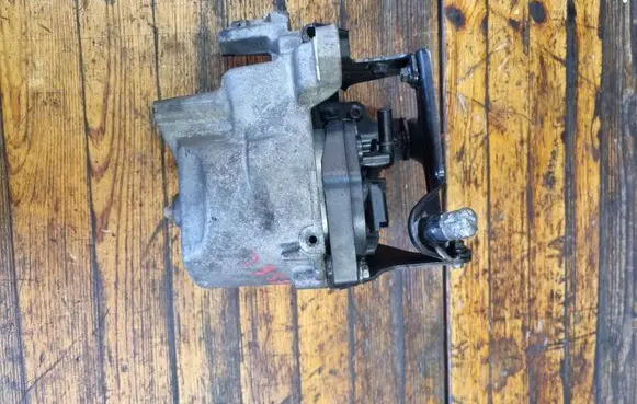 Ford Mondeo MK IV Fuel filter bracket/mount holder AV6Q9A072AB