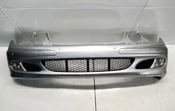 Mercedes-Benz E W211 Front bumper A2118800040