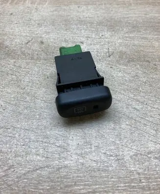 Suzuki Grand Vitara I Windscreen/window heater switch 