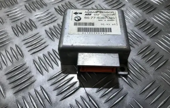 BMW 5 E34 Airbag control unit/module 65778367035 65.77-8367035