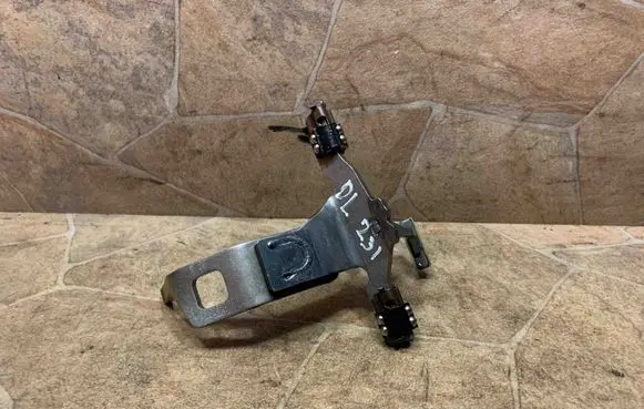 Audi TT TTS Mk2 Other gearbox part 02E311559D