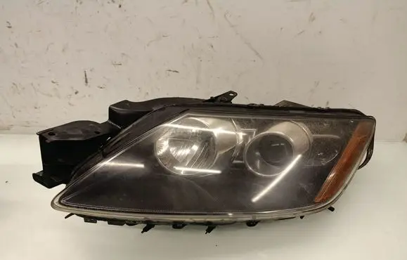 Mazda CX-7 Headlight/headlamp