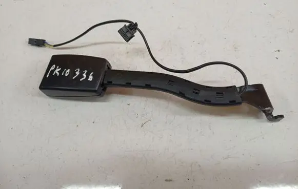 Volkswagen Golf Plus Front seatbelt buckle 1K4857755K