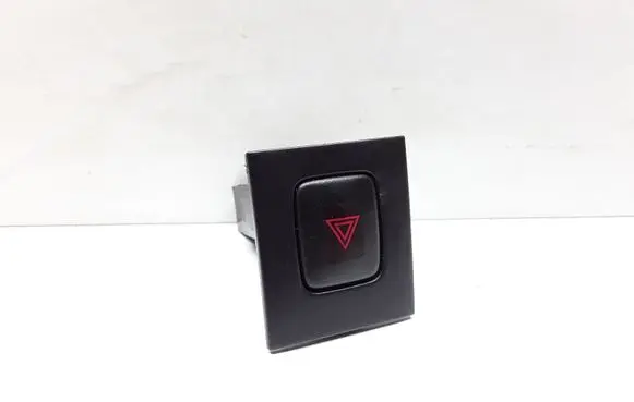 Volvo V70 Hazard light switch 9123685