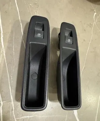 Renault Arkana Electric window control switch P254218388R