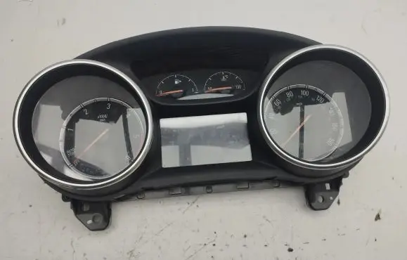 Opel Insignia B Speedometer (instrument cluster) 39113829
