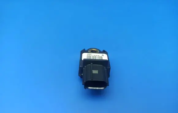 Lexus IS 220D-250-350 Airbag deployment crash/impact sensor 898310W040
