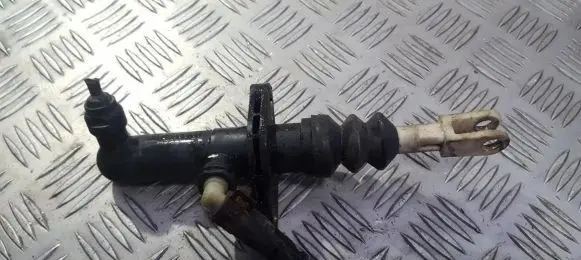 Clutch master cylinder