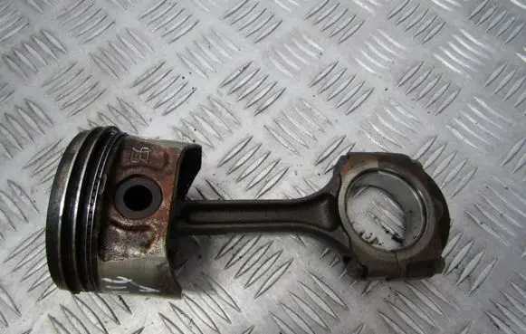 Renault Scenic I Piston with connecting rod