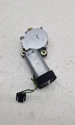 Volvo XC90 Sunroof motor/actuator 404451 10002328B00