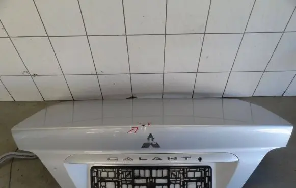 Mitsubishi Galant Truck tailgate 