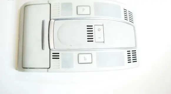 Audi A6 S6 C6 4F Front seat light 4F0910177