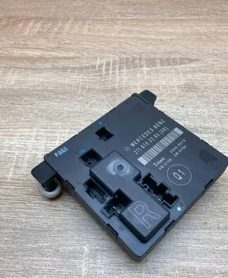 Mercedes-Benz E W211 Door control unit/module 2118703285