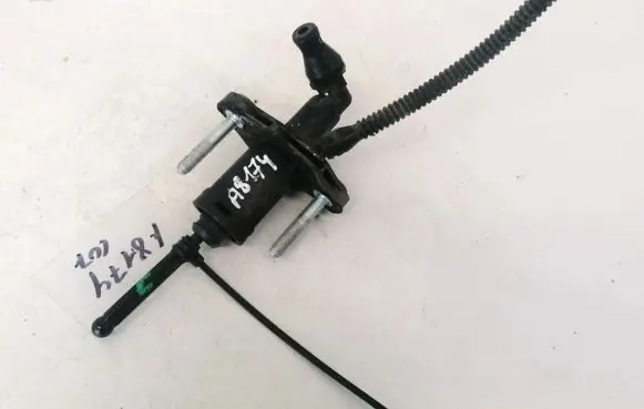 Chevrolet Cruze Clutch master cylinder