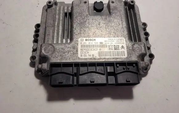 Engine ECU kit and lock set