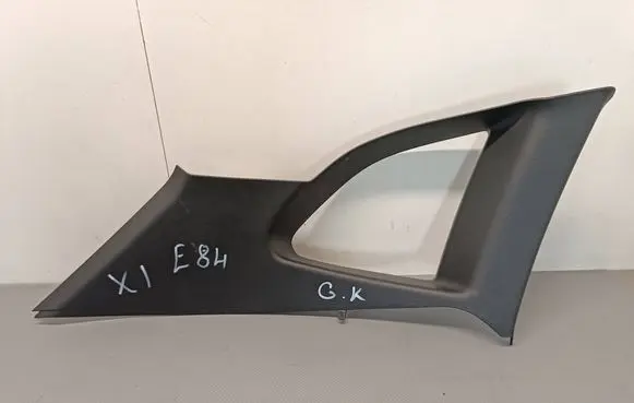 (D)pillar trim (top)