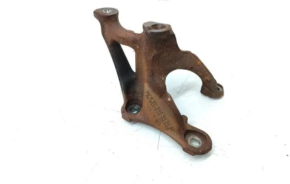 Citroen DS4 Engine mounting bracket 9687262980