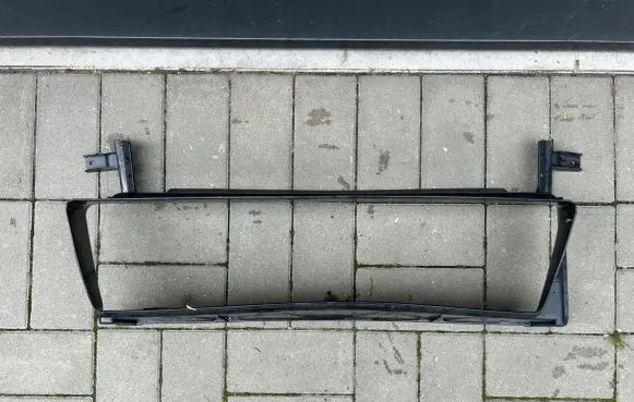 Volvo C30 Intercooler air guide/duct channel