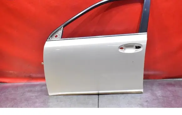 Subaru Legacy Front door