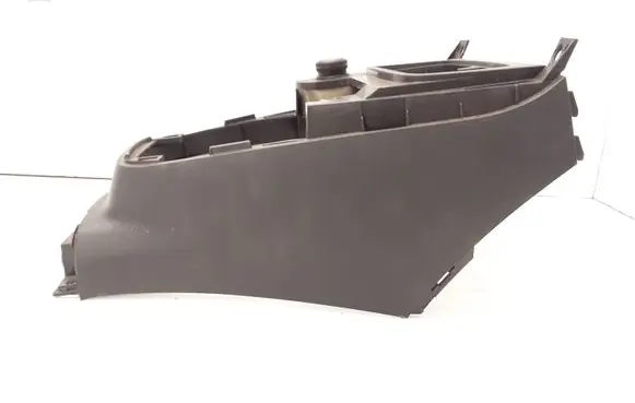Suzuki Swift I Center console 7581162J0