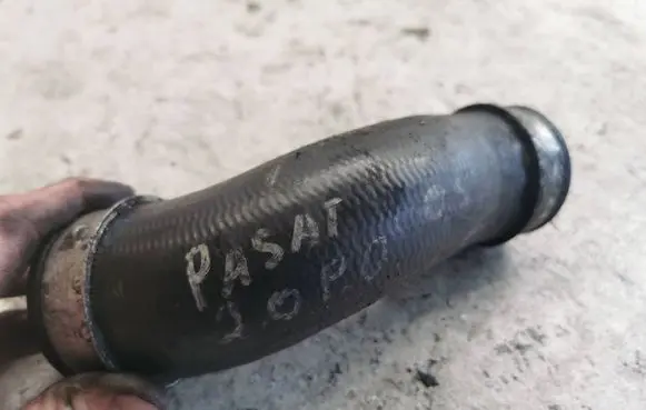 Volkswagen PASSAT B6 Intercooler hose/pipe 1k0145838d