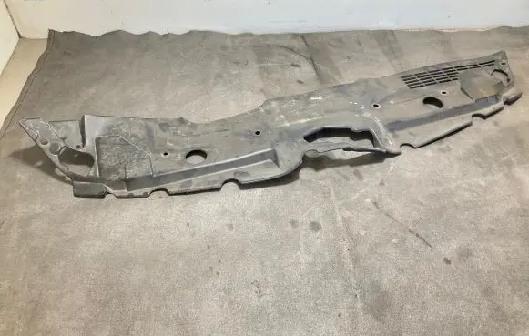 Radiator trim