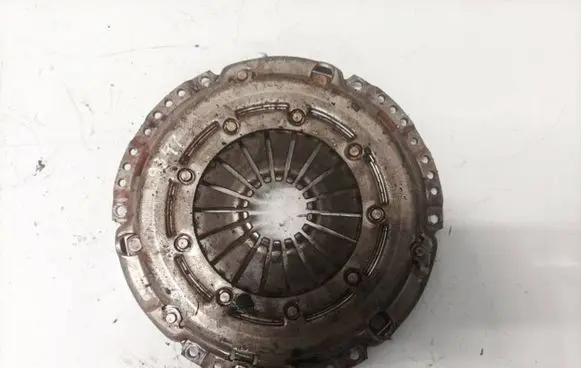 Skoda Octavia Mk2 (1Z) Pressure plate 3082001915