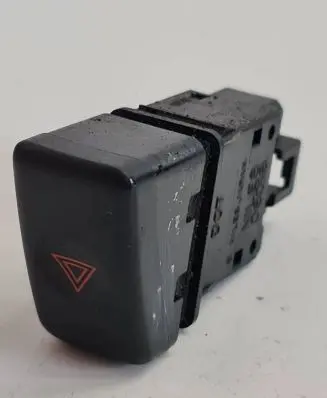 Nissan X-Trail T30 Hazard light switch 06016 NNLE5 NILE9JAPAN