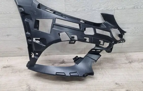 Mercedes-Benz C W205 Front bumper mounting bracket A2058852001