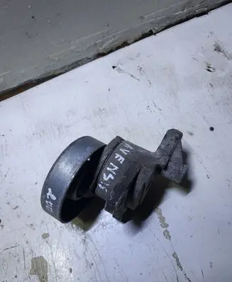 Toyota Avensis Verso Alternator belt tensioner 
