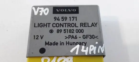 Volvo S70 V70 V70 XC Light relay 9459171