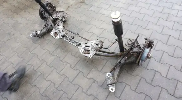 Alfa Romeo Giulietta Rear axle beam 