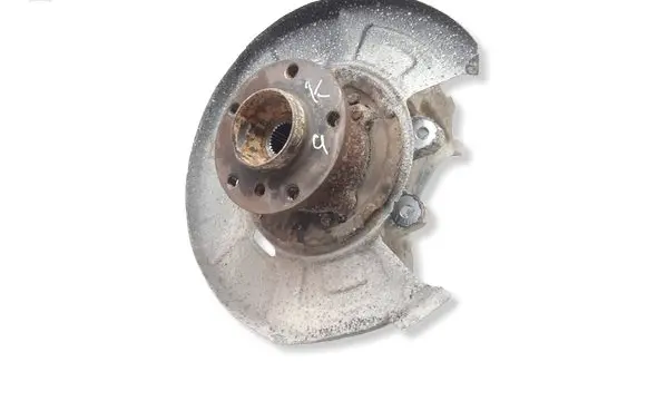 BMW X5 E70 Rear wheel hub spindle/knuckle 6770983