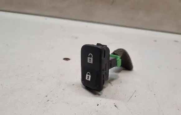 Volvo C30 Central locking switch button 03451500 03451510 30773334