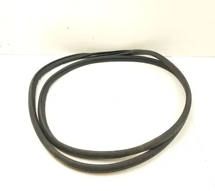 Nissan Navara D23 Rubber seal front door (on door) 6K021029
