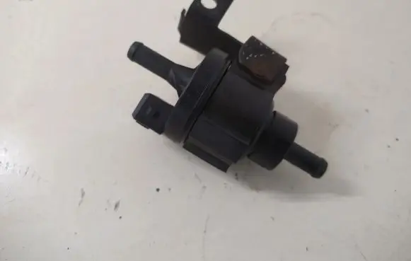 Hyundai Tucson JM Valve vacuum 