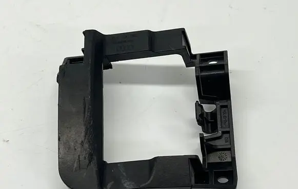 Audi A5 Blind spot radar bracket 8W6907176
