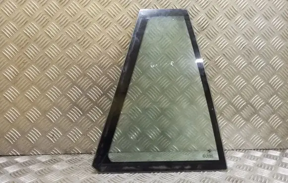 BMW 5 E39 Rear vent window glass 43R00049