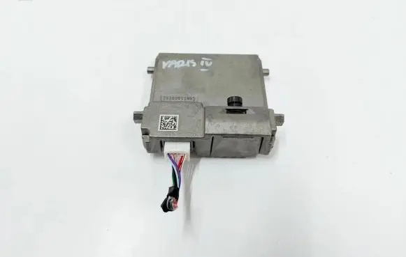 Toyota Yaris XP210 Windshield/windscreen camera 8646C-0W040