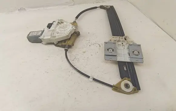Audi A6 S6 C6 4F Rear door window regulator with motor 4F0959802C