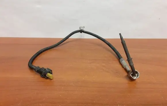 Mercedes-Benz Vito Viano W447 Exhaust gas temperature sensor 8759 A0225452126